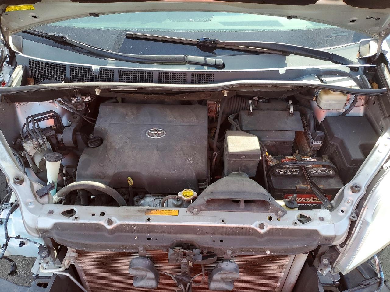 2015 TOYOTA SIENNA