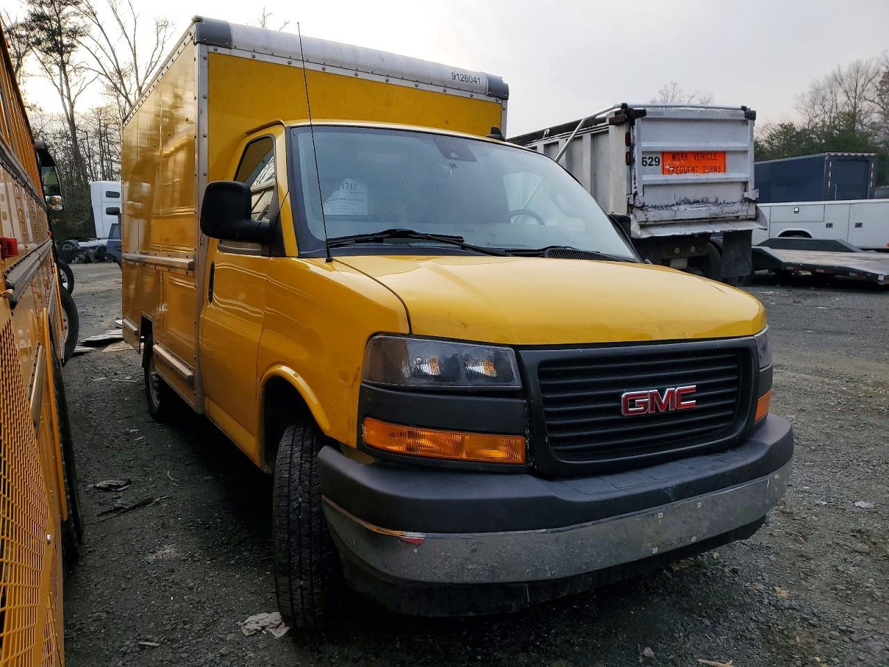 2022 GMC Savana