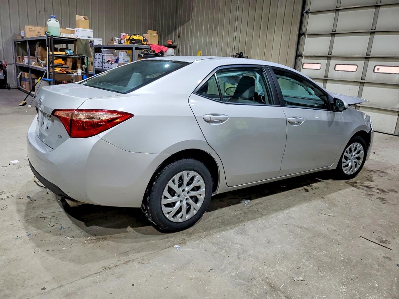 2018 TOYOTA COROLLA