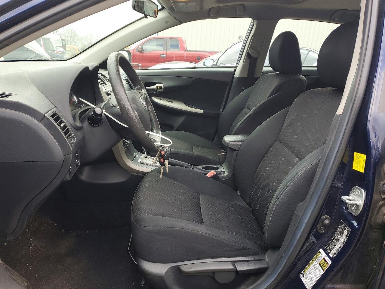 2011 TOYOTA COROLLA