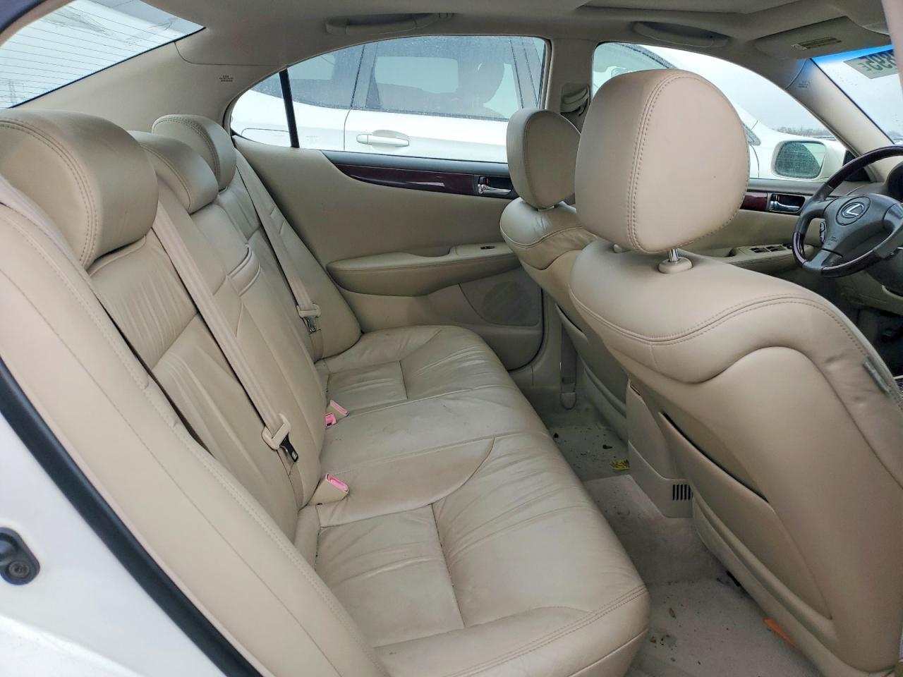 2004 LEXUS ES 330