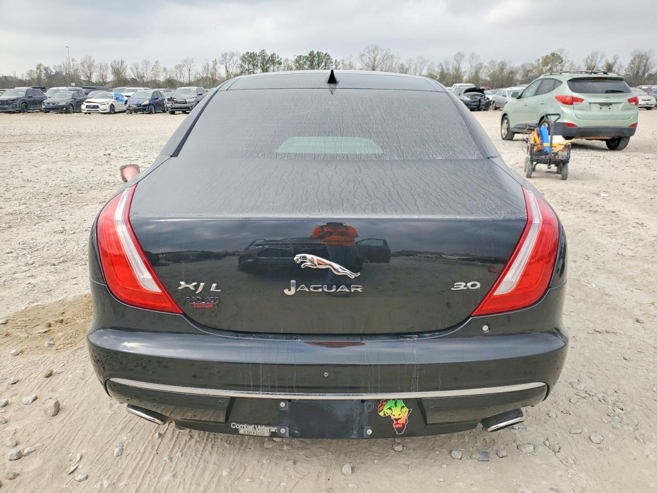 2017 JAGUAR Xj-Series