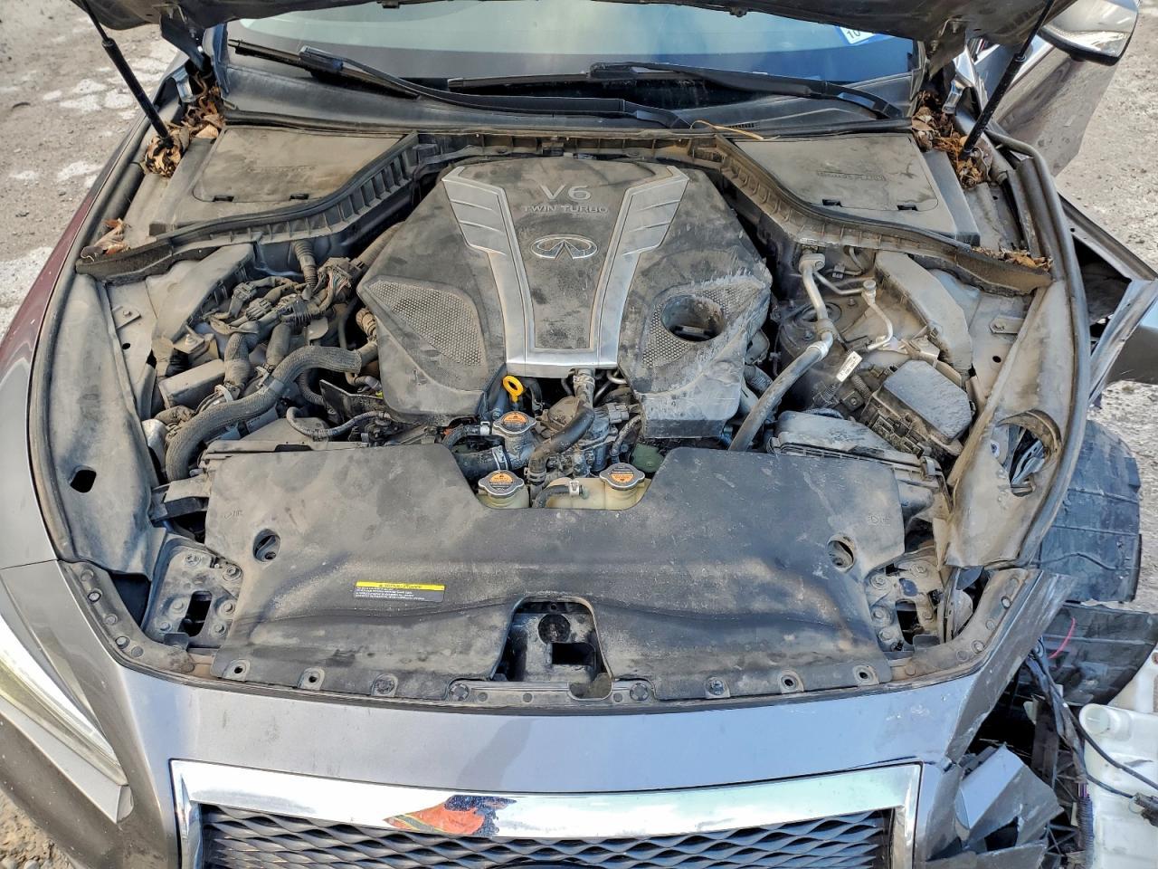 2016 INFINITI Q50