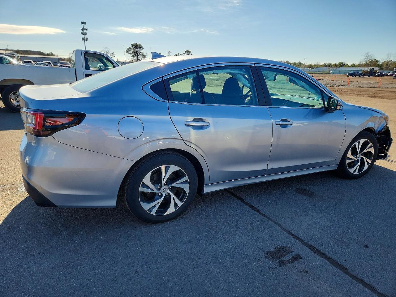 2022 SUBARU Legacy