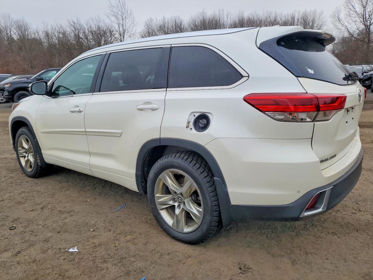 2018 TOYOTA HIGHLANDER