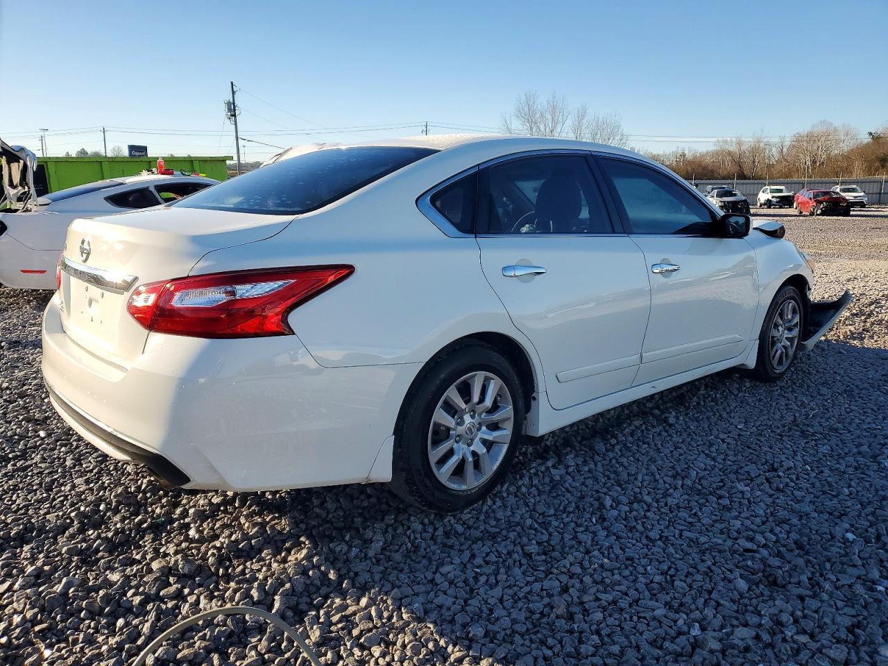 2017 NISSAN ALTIMA