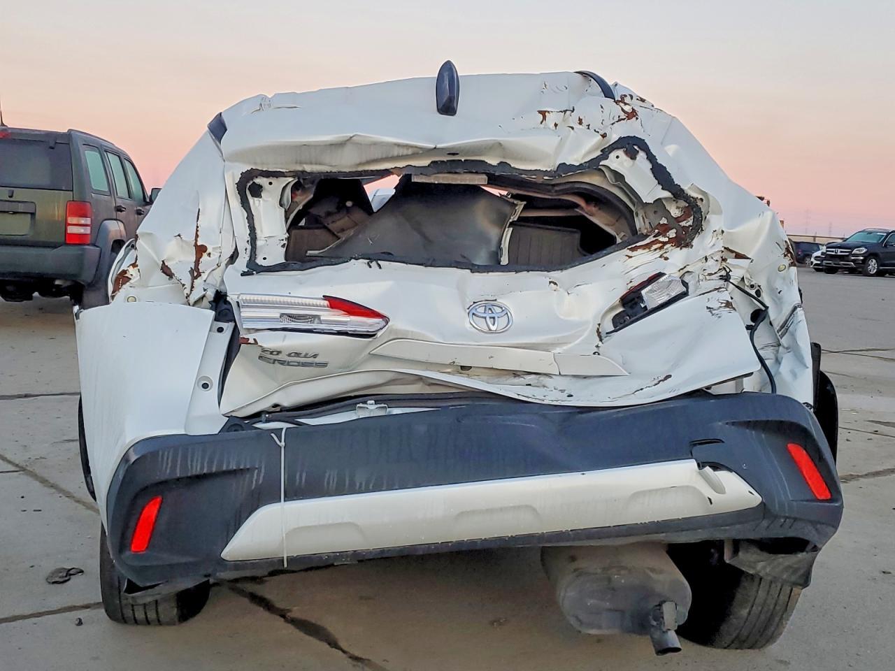 2024 TOYOTA Corolla Cross