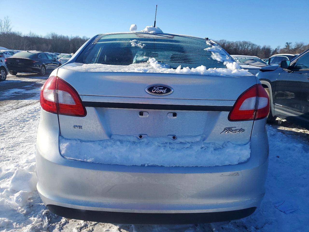2013 FORD Fiesta