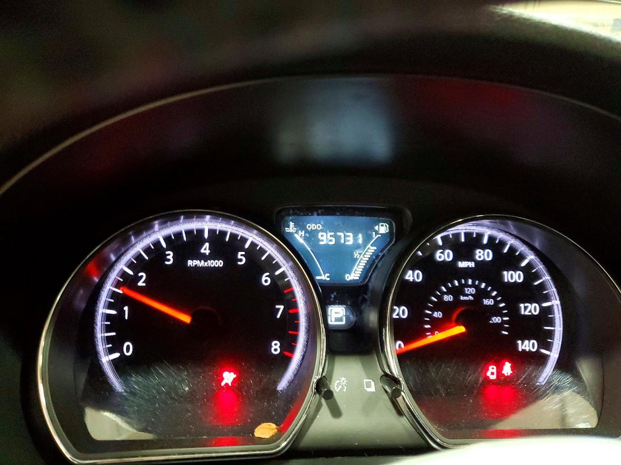 2018 NISSAN VERSA