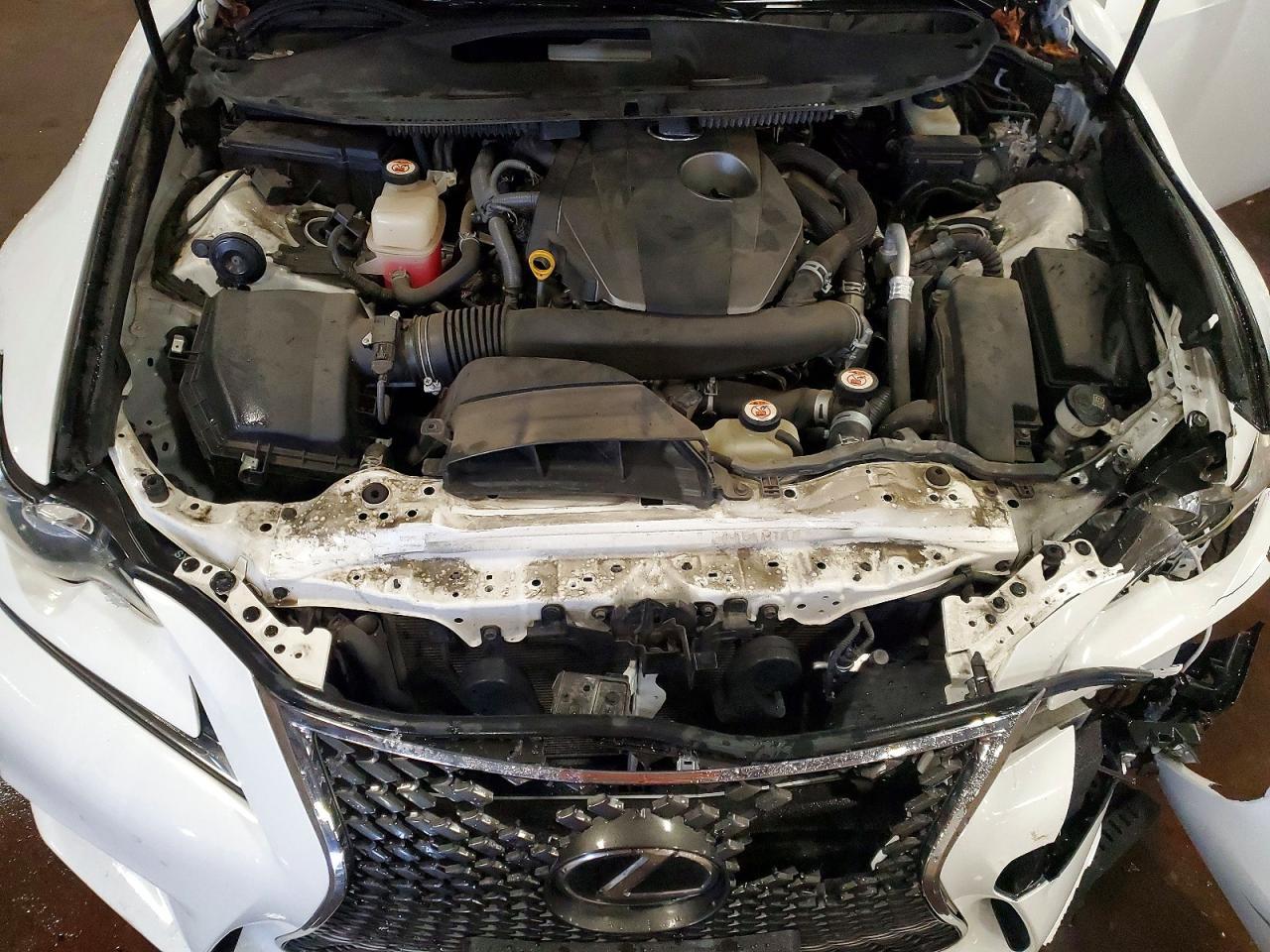 2016 LEXUS IS 200t