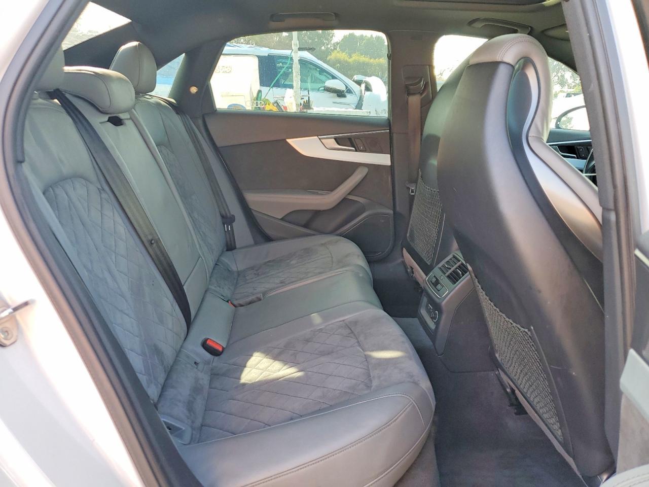 2019 AUDI S4