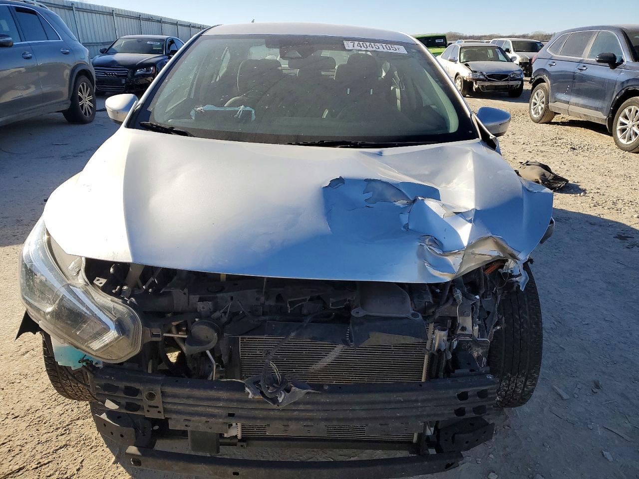 2021 NISSAN VERSA