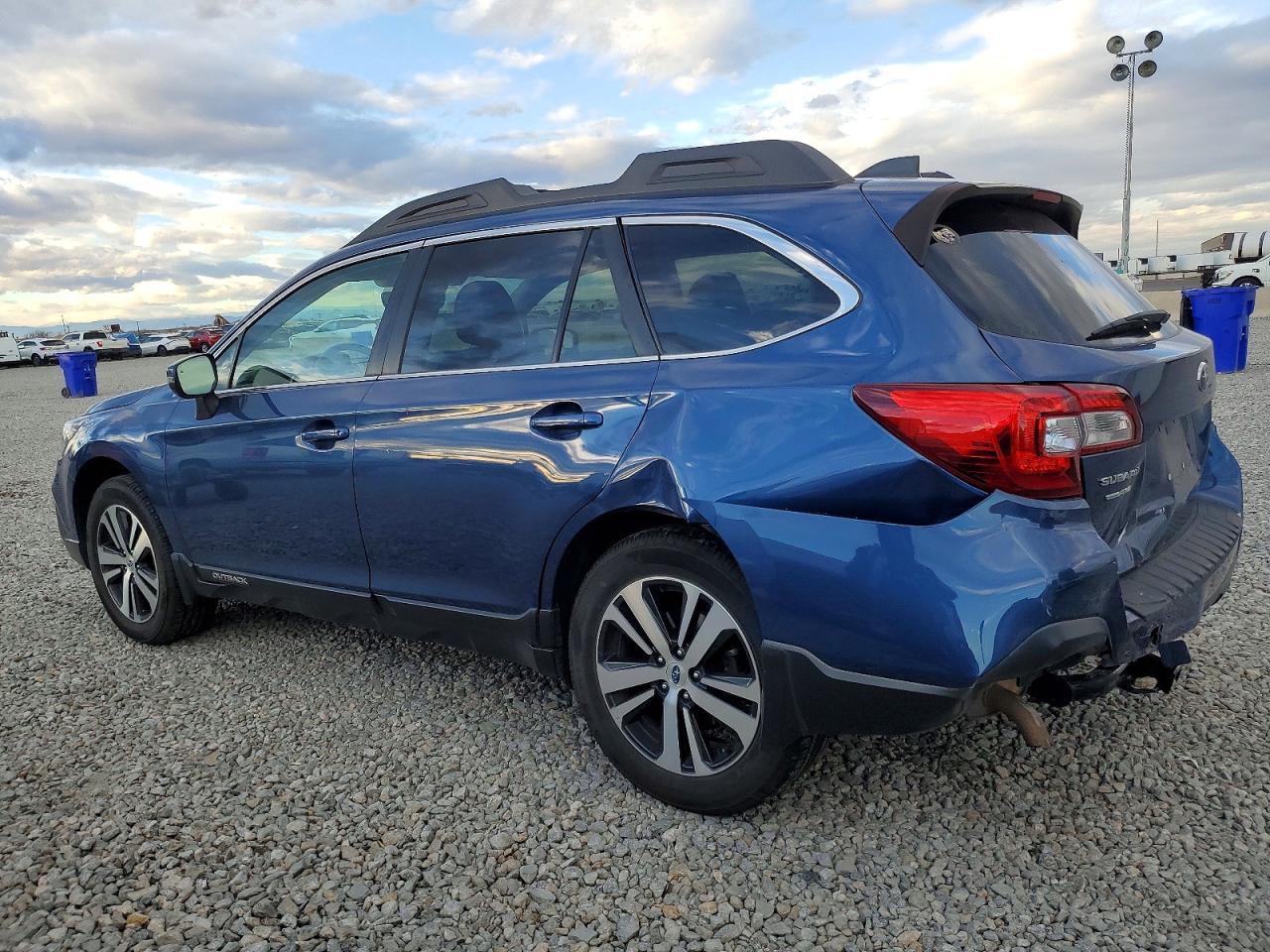 2019 SUBARU Outback