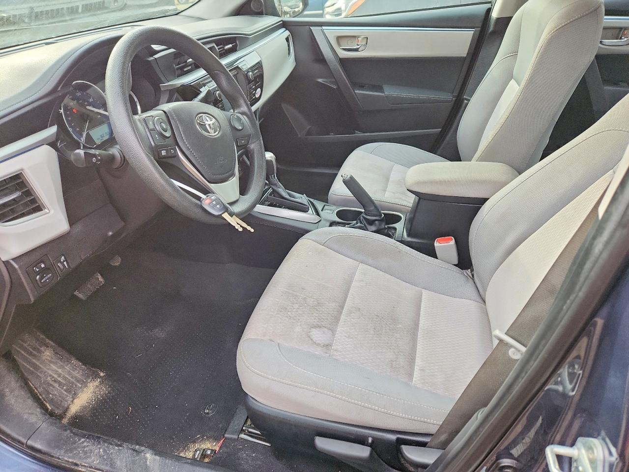 2015 TOYOTA COROLLA