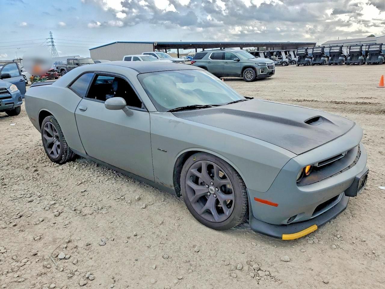 2019 DODGE Challenger