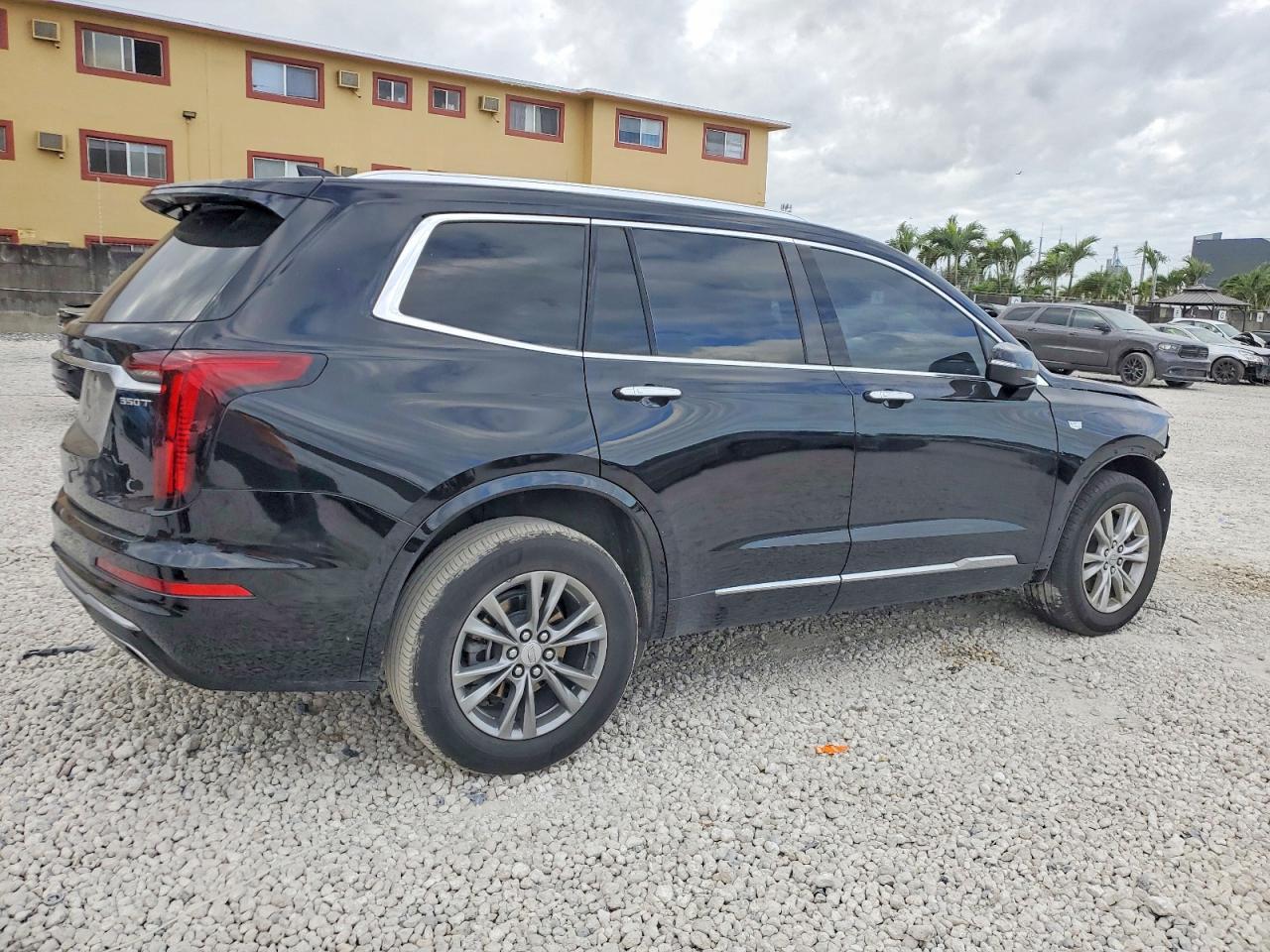 2024 CADILLAC XT6