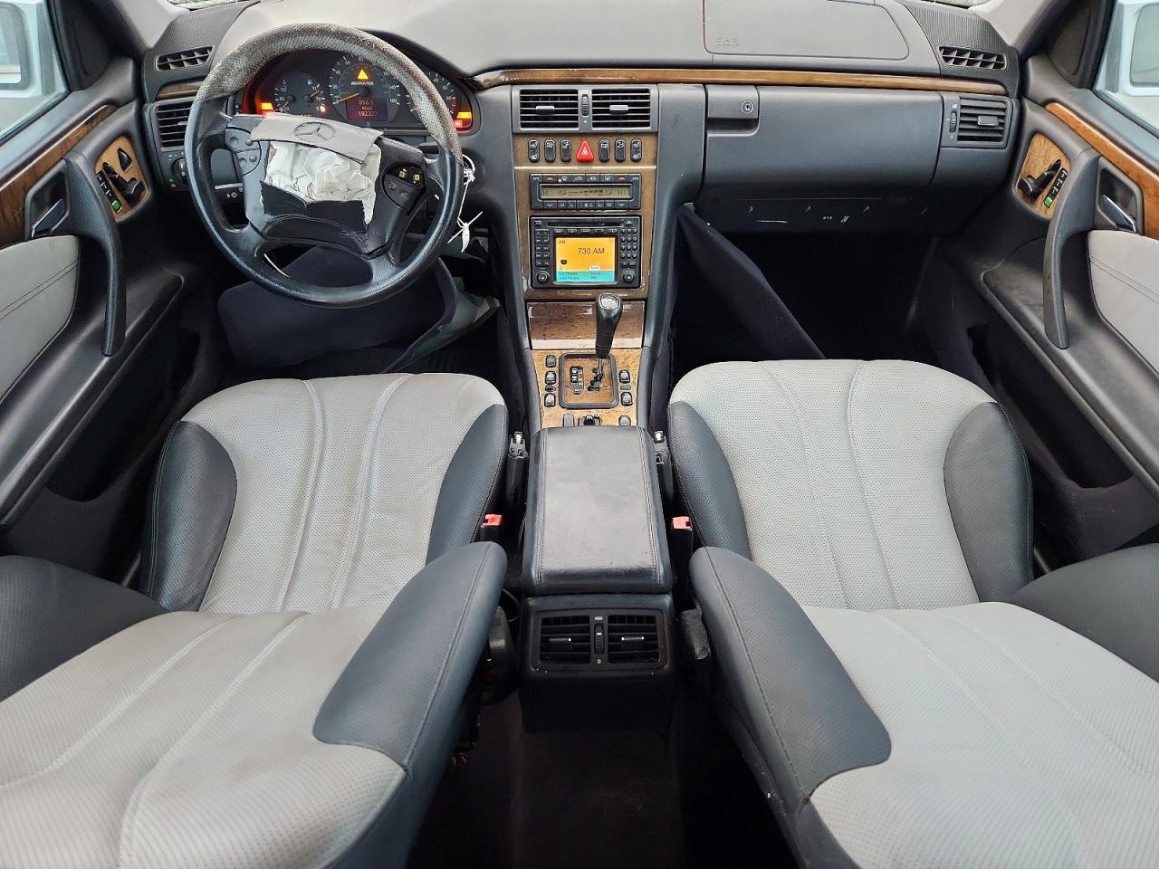 2000 MERCEDES-BENZ E-Class