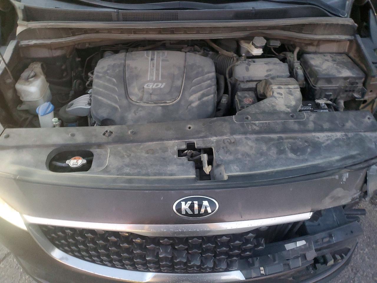 2016 KIA SEDONA