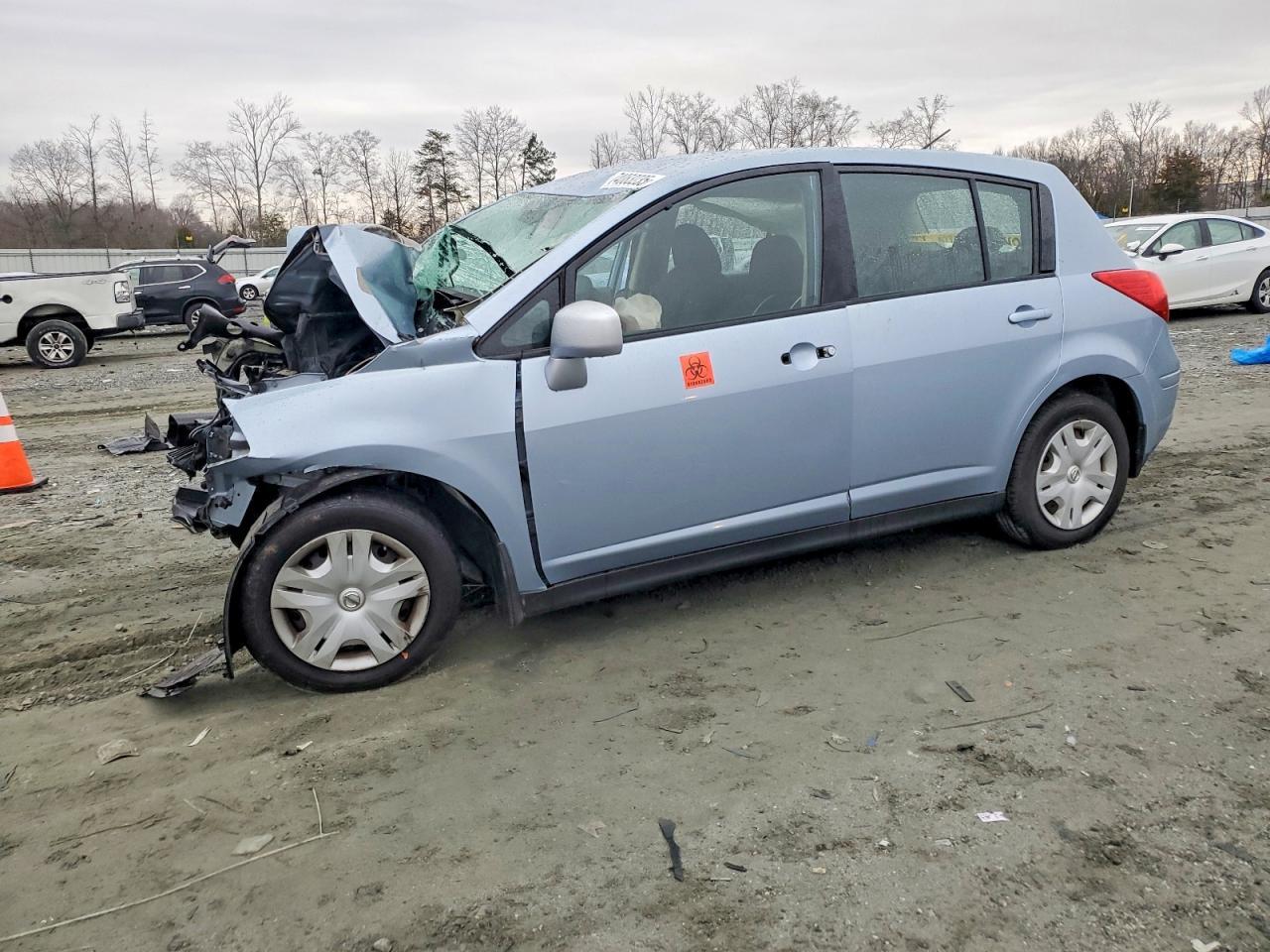 2010 NISSAN VERSA