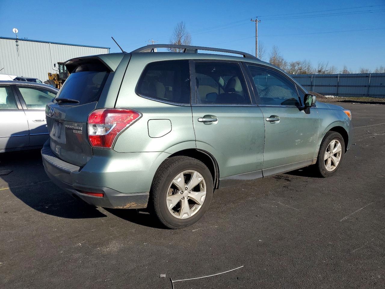 2015 SUBARU FORESTER