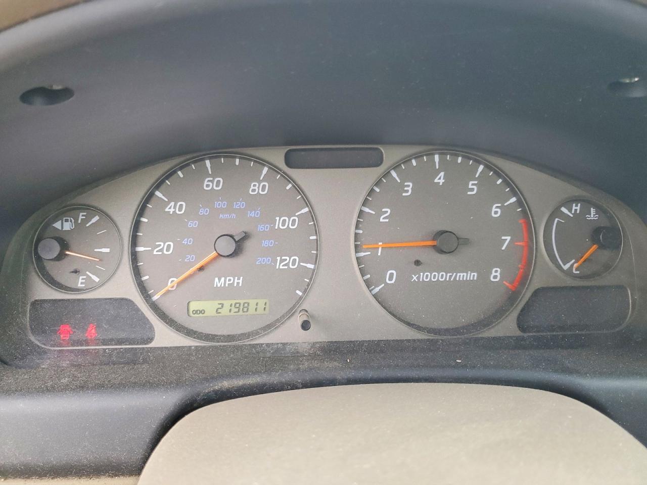2002 NISSAN SENTRA