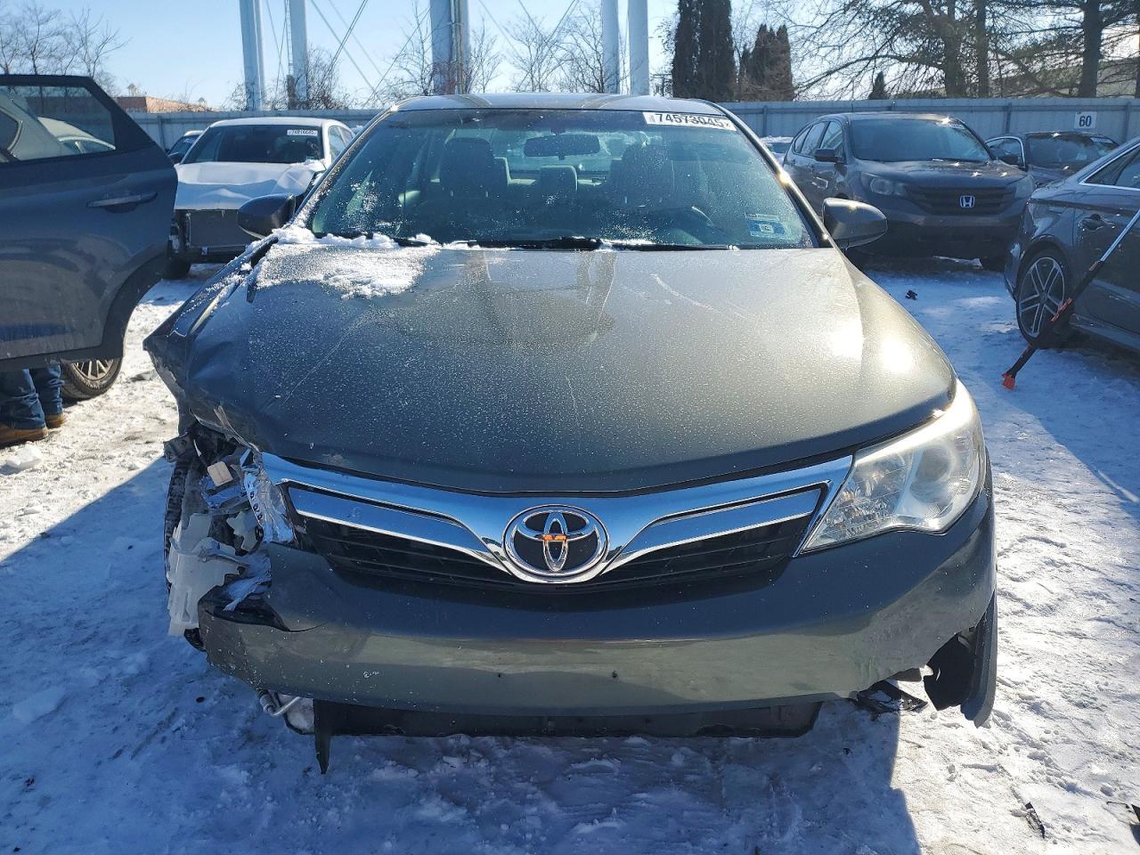 2014 TOYOTA CAMRY