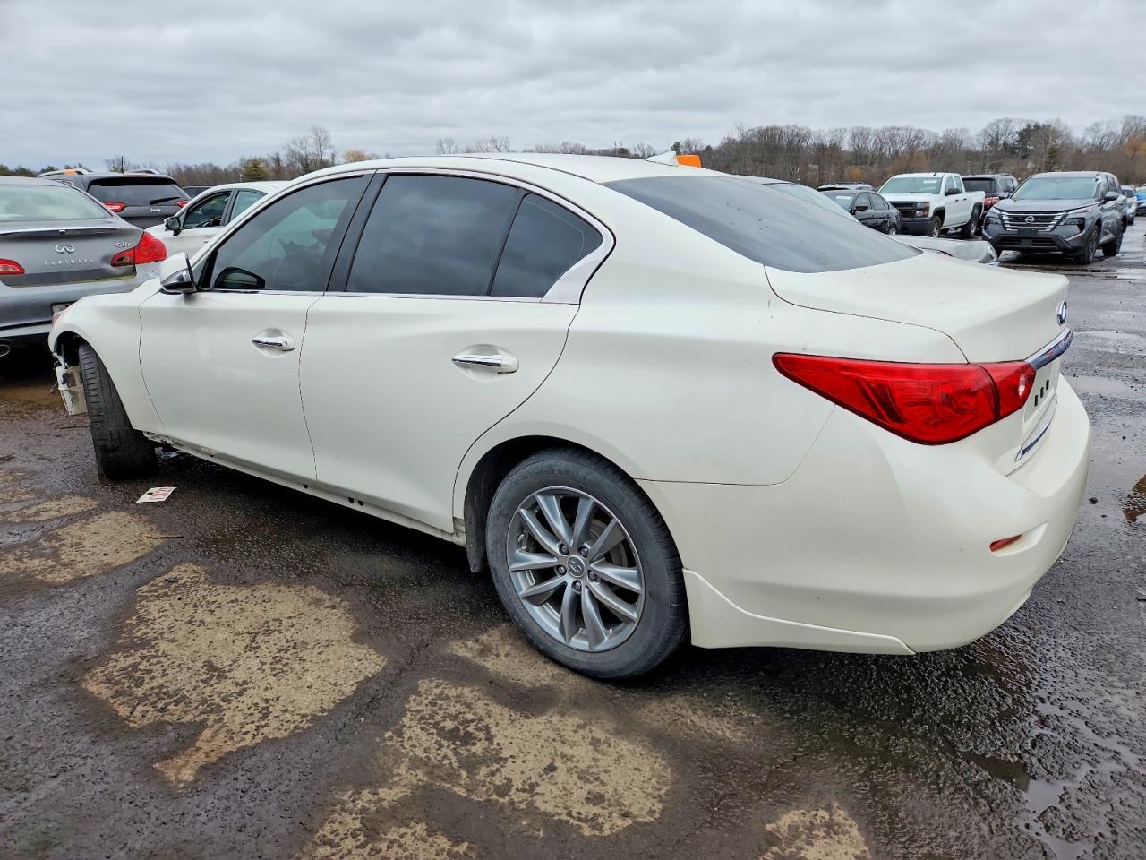 2016 INFINITI Q50