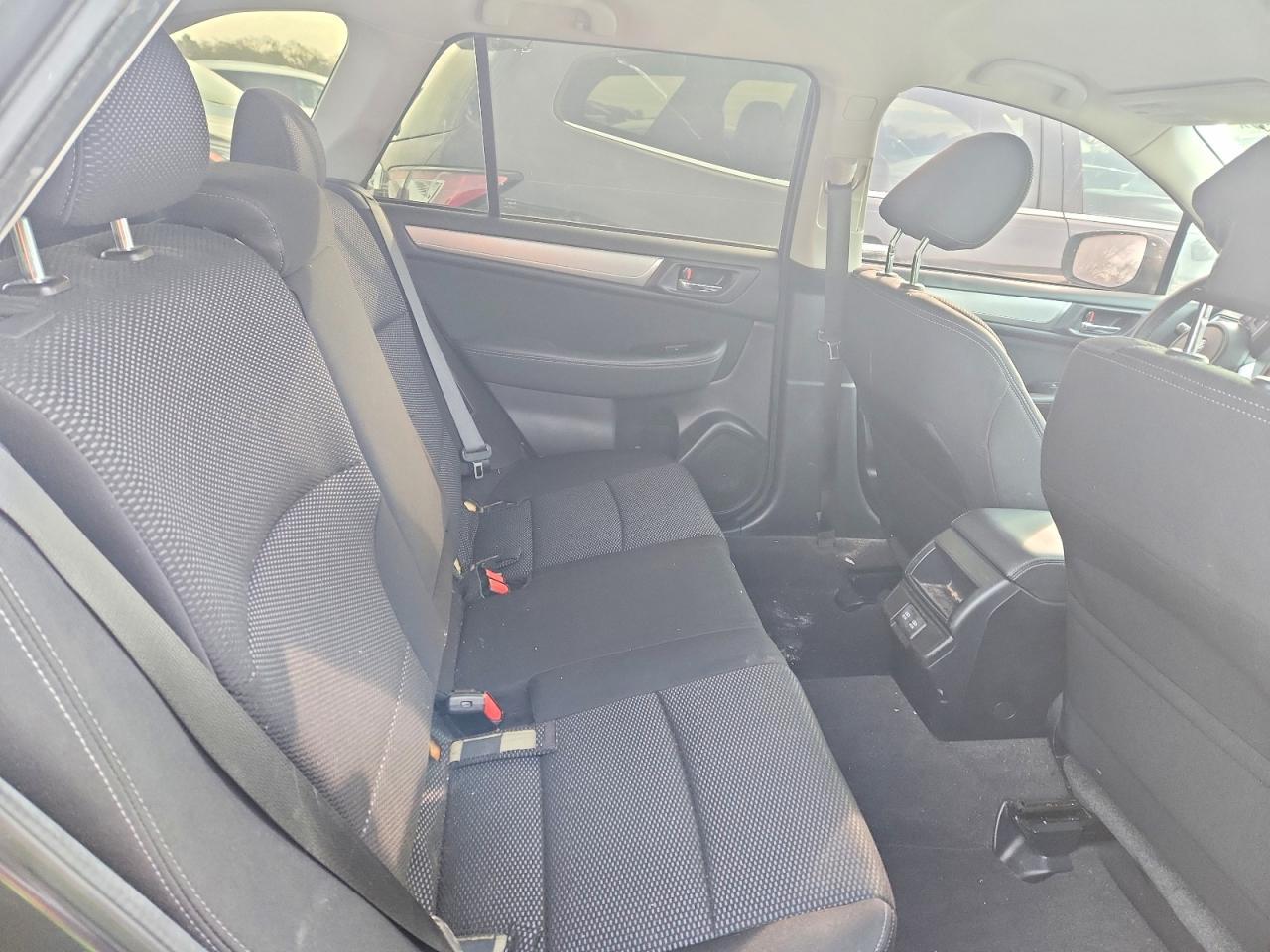 2019 SUBARU Outback