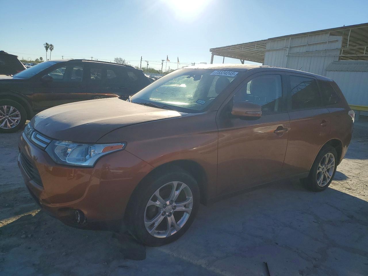2014 MITSUBISHI outlander