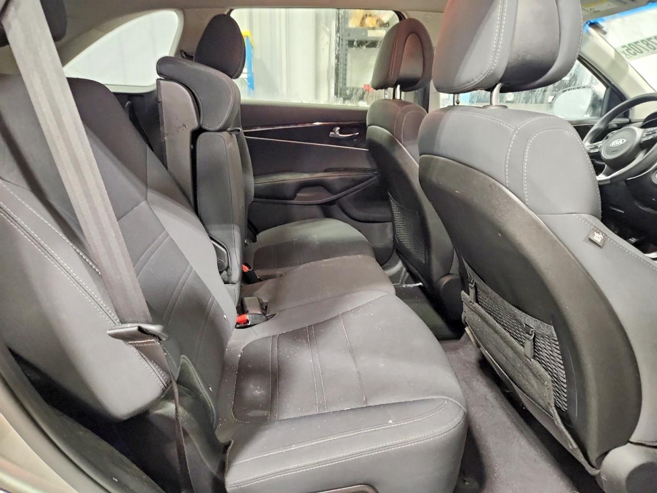 2017 KIA SORENTO