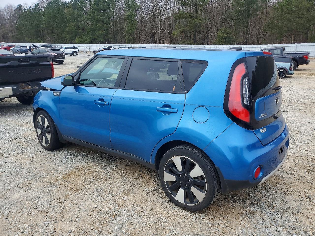 2017 KIA SOUL