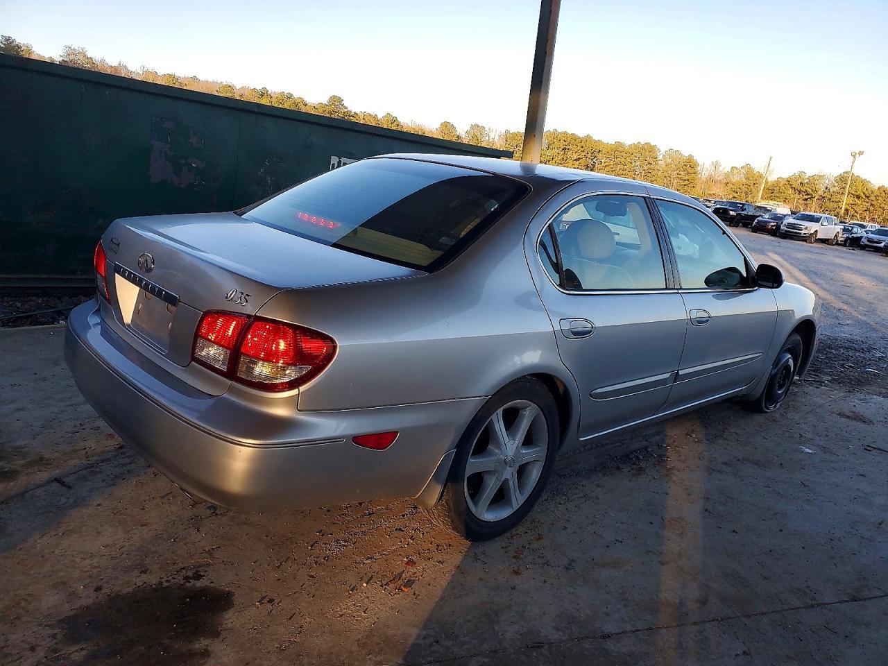 2002 INFINITI I35