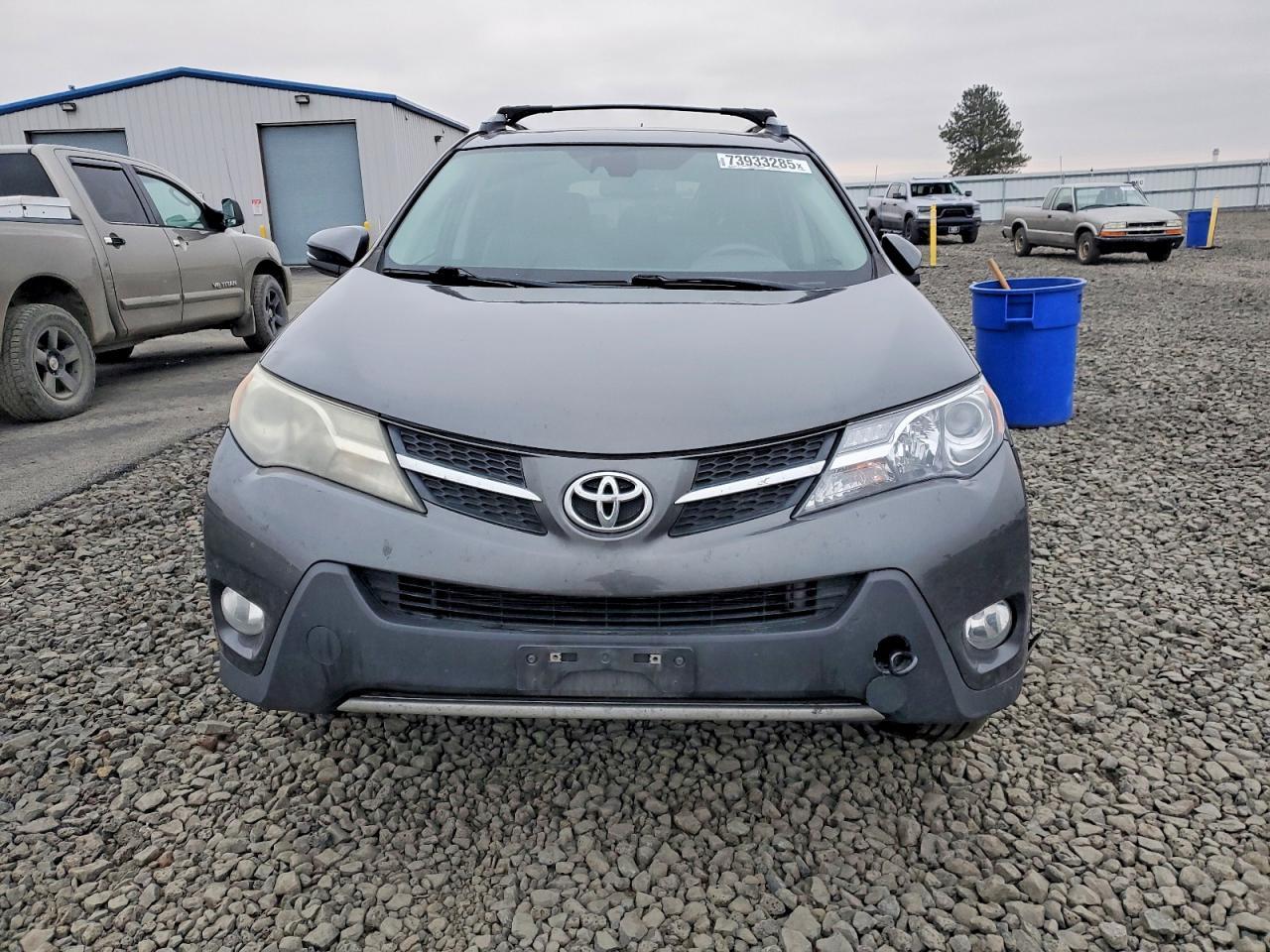 2015 TOYOTA RAV4