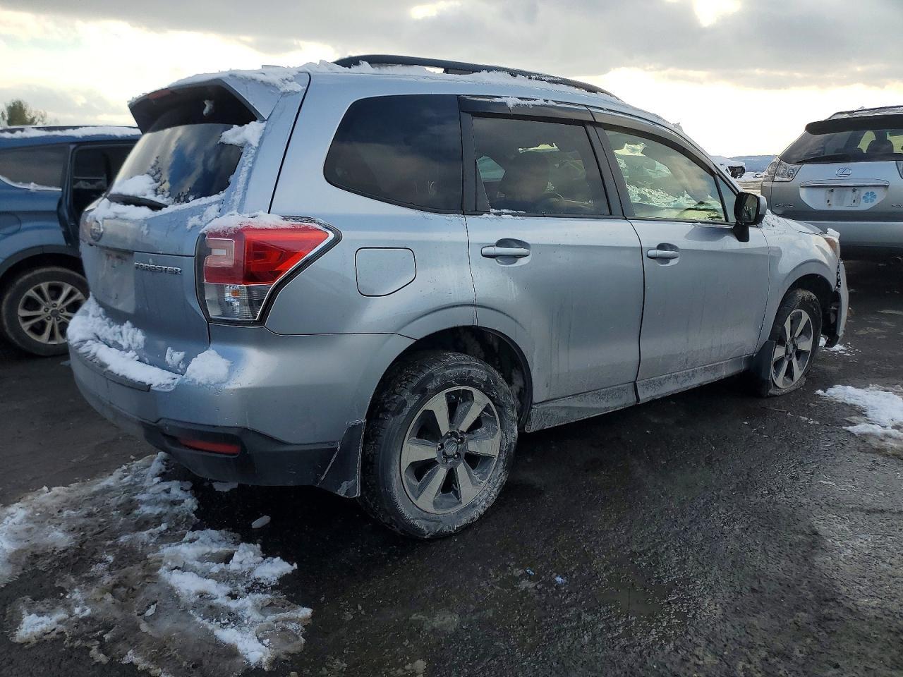 2018 SUBARU FORESTER