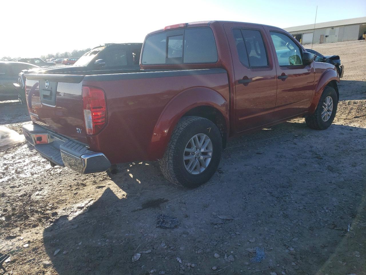 2016 NISSAN Frontier