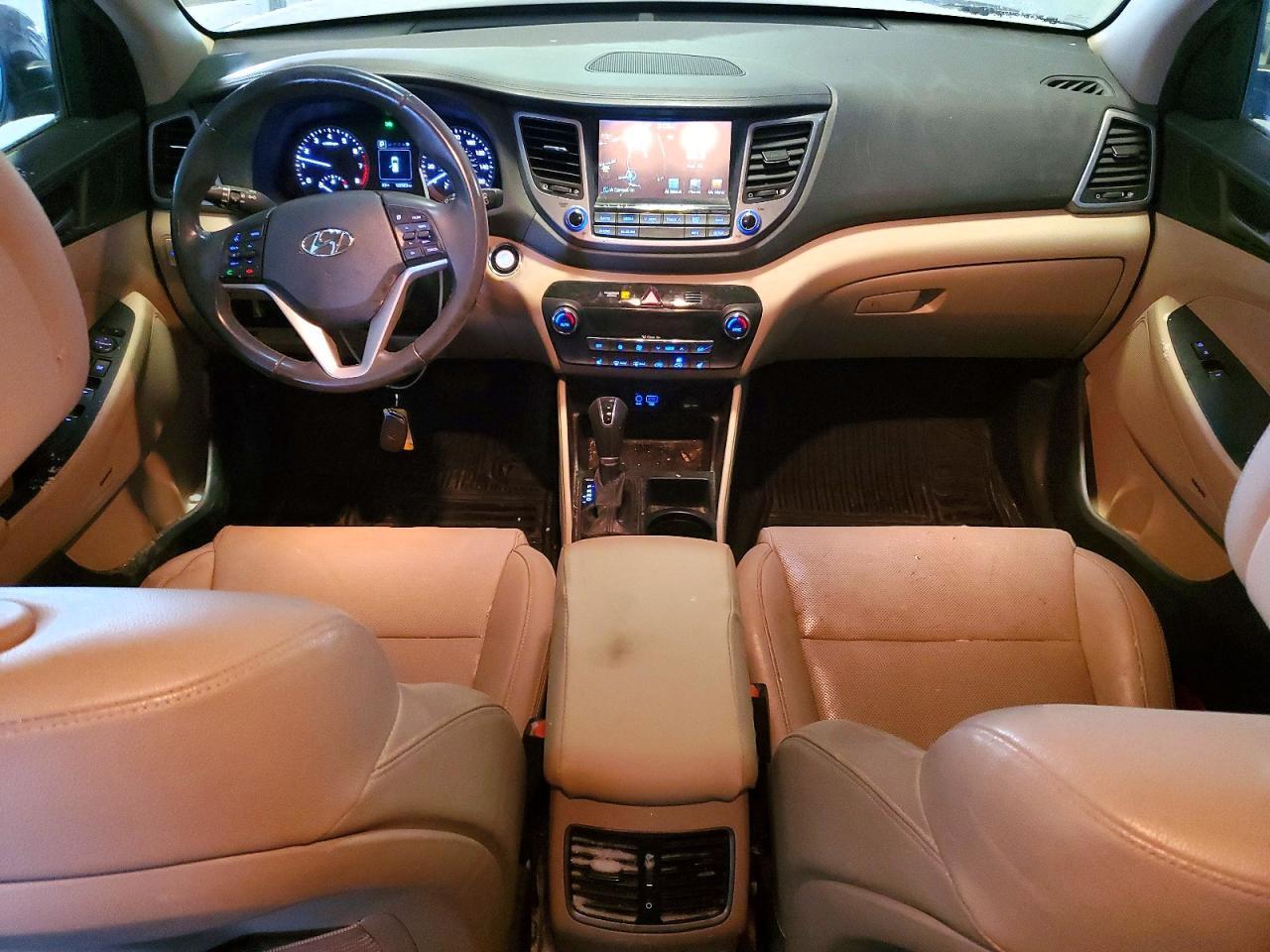 2017 HYUNDAI TUCSON