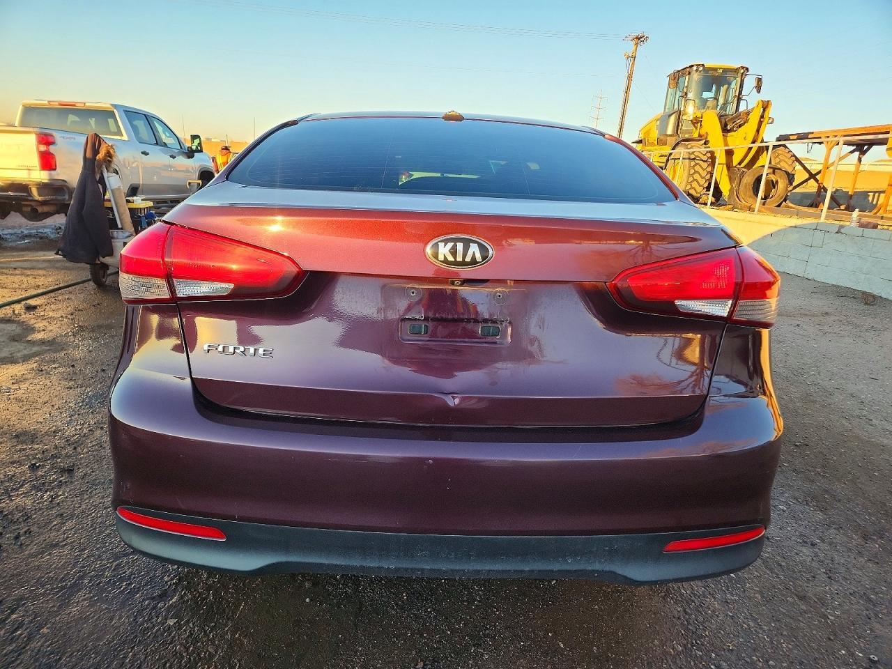 2017 KIA FORTE