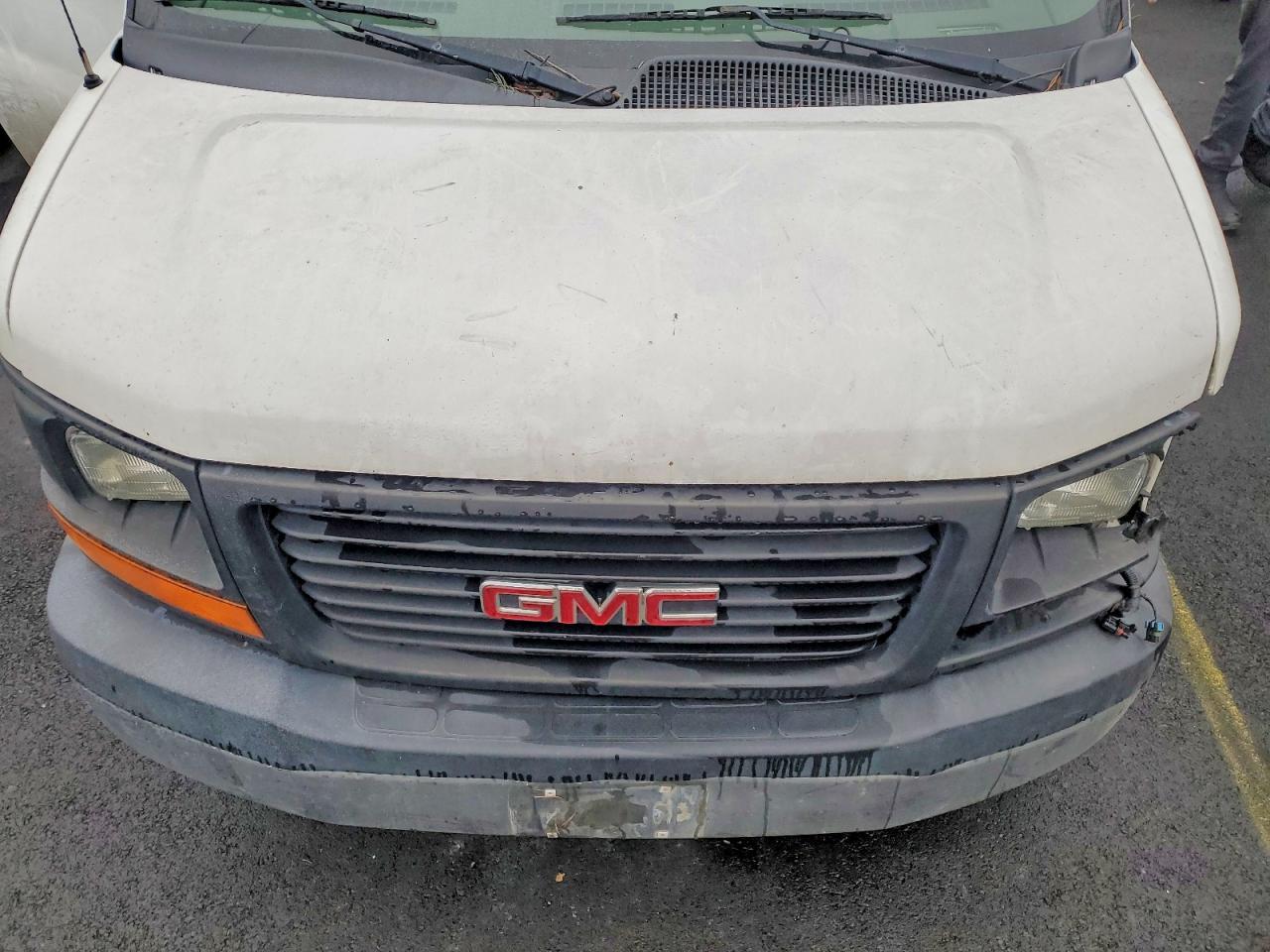 2012 GMC Savana