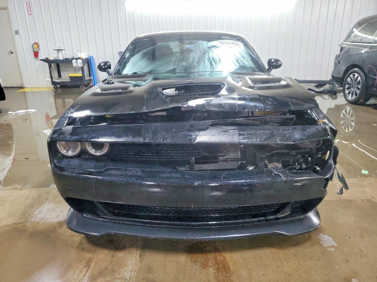 2016 DODGE Challenger