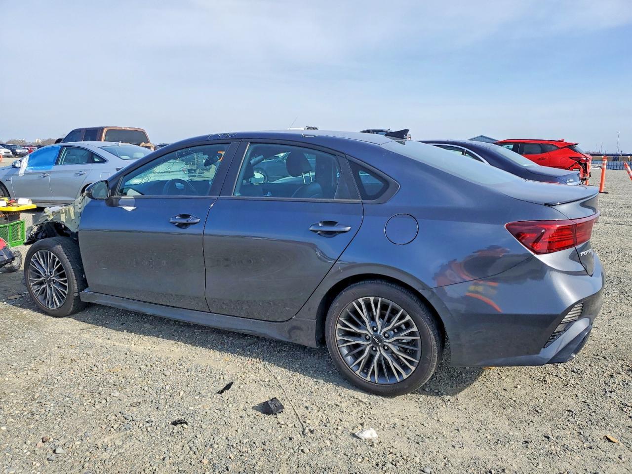 2024 KIA FORTE