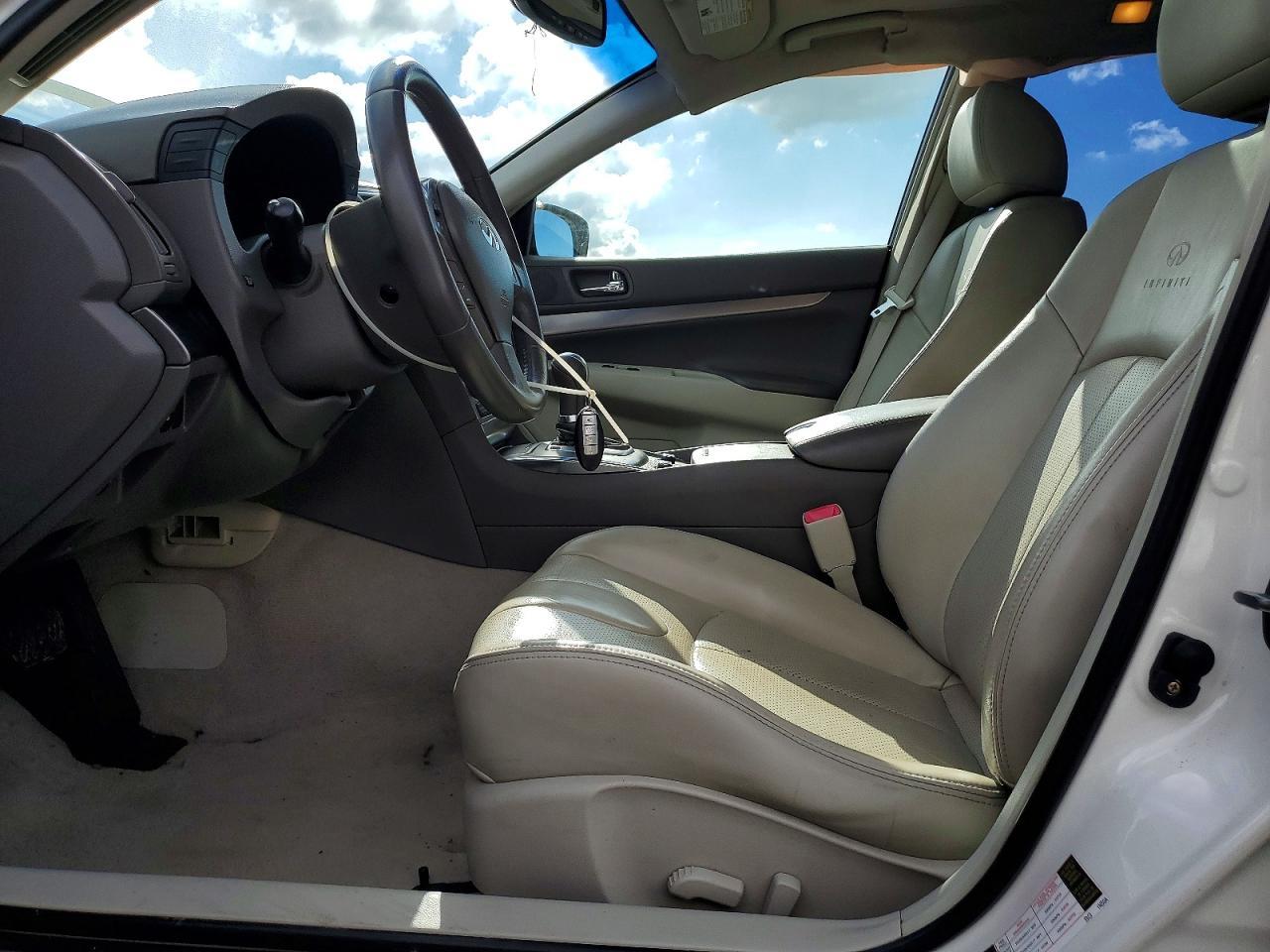2012 INFINITI G25