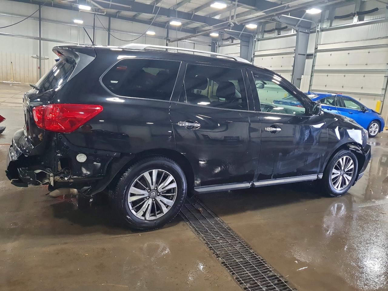 2018 NISSAN PATHFINDER
