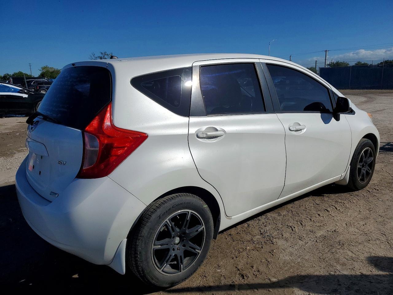 2014 NISSAN Versa Note