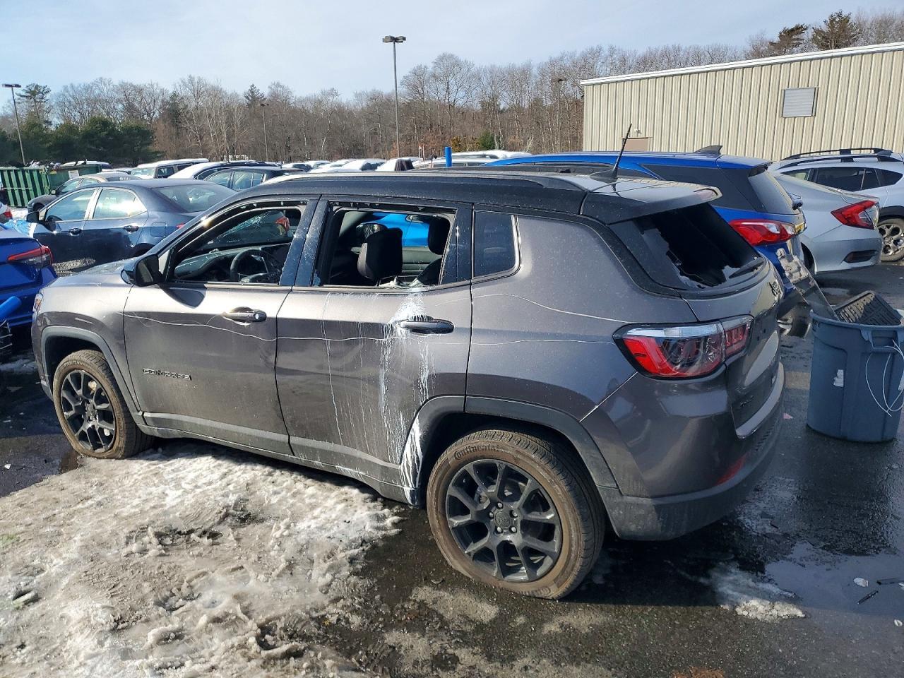 2023 JEEP Compass