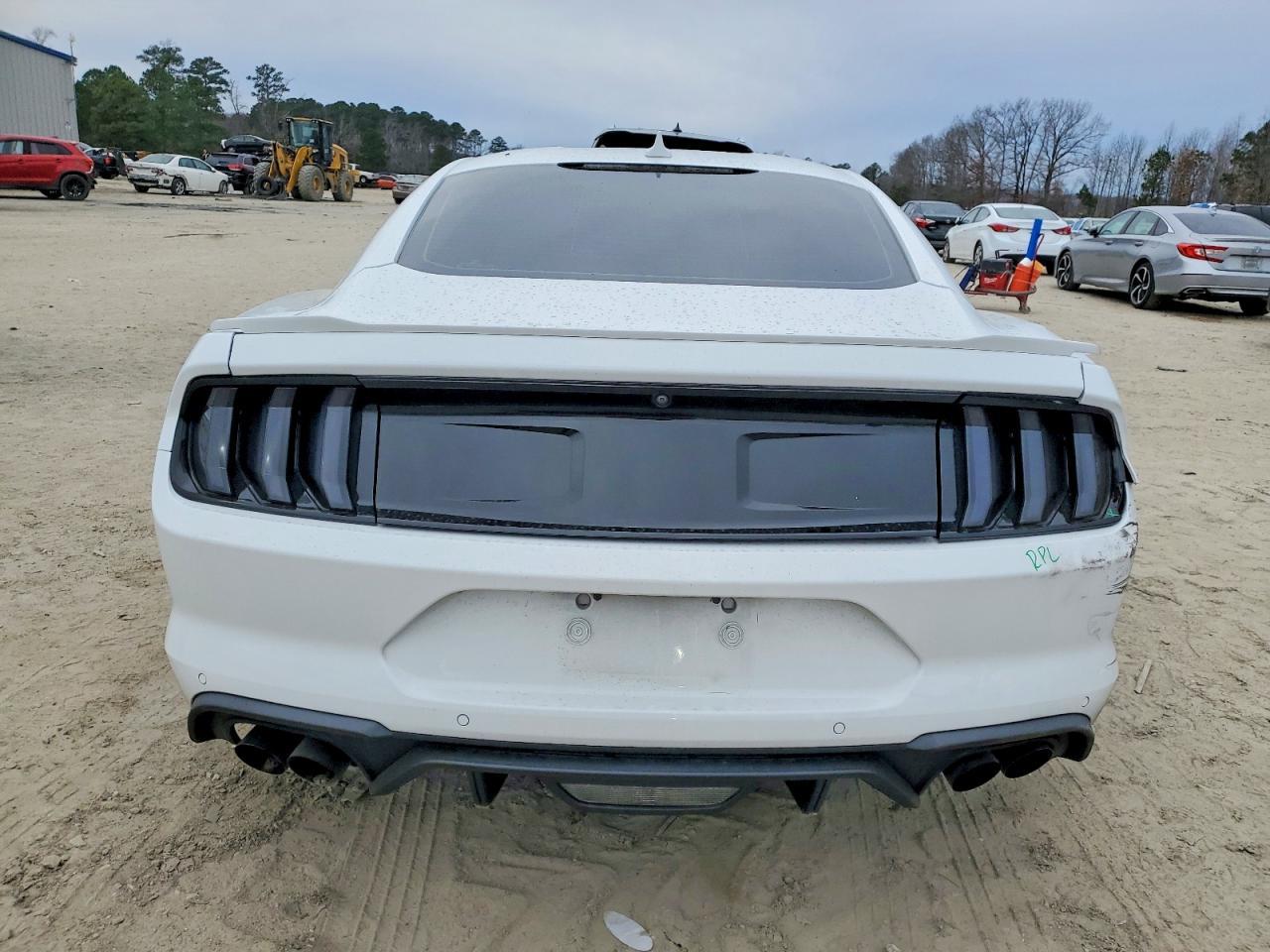 2022 FORD MUSTANG