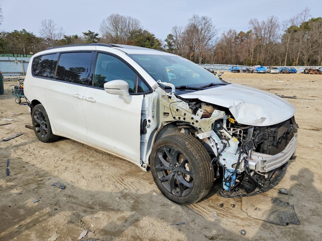 2021 CHRYSLER Pacifica