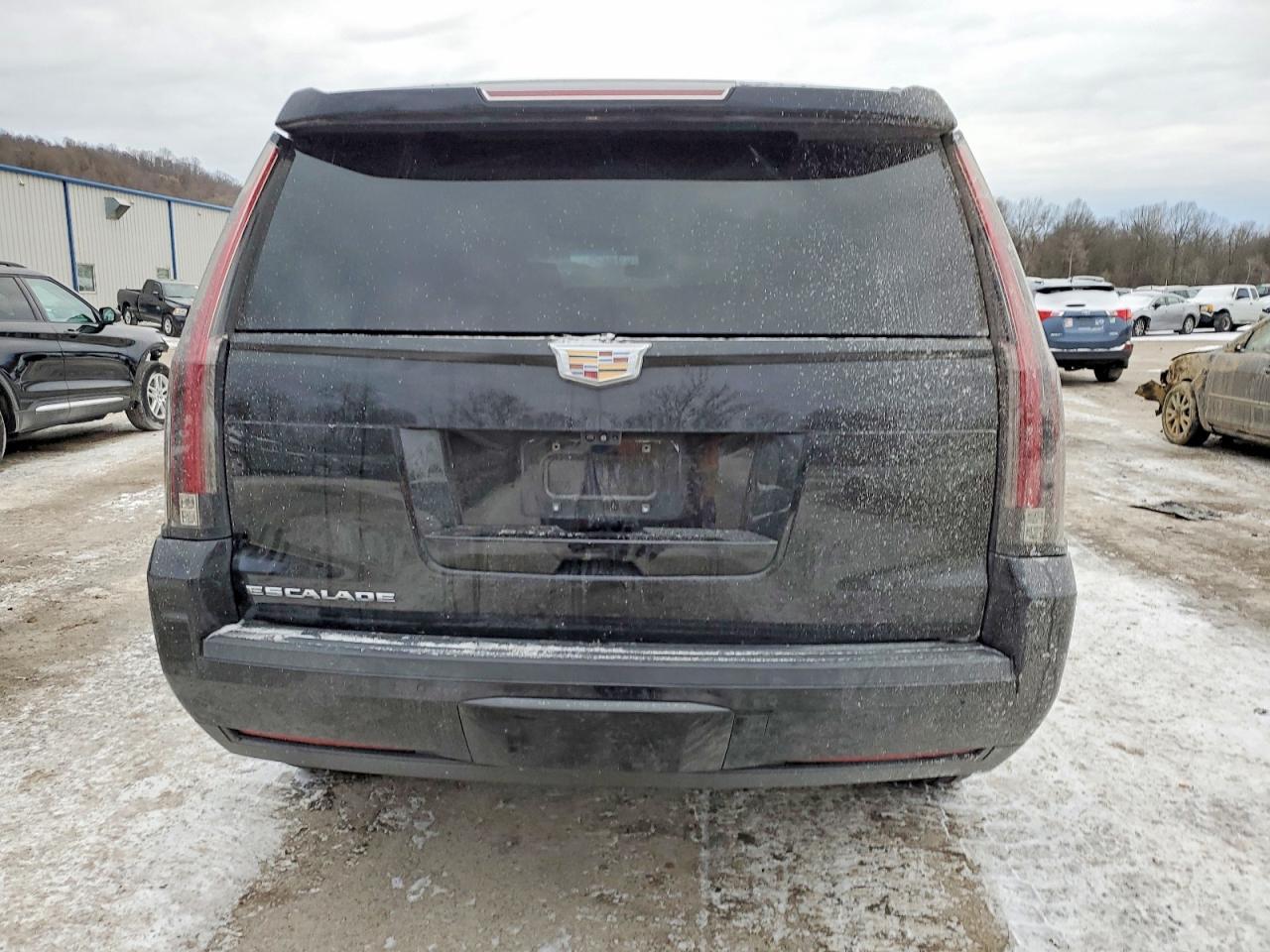 2017 CADILLAC ESCALADE