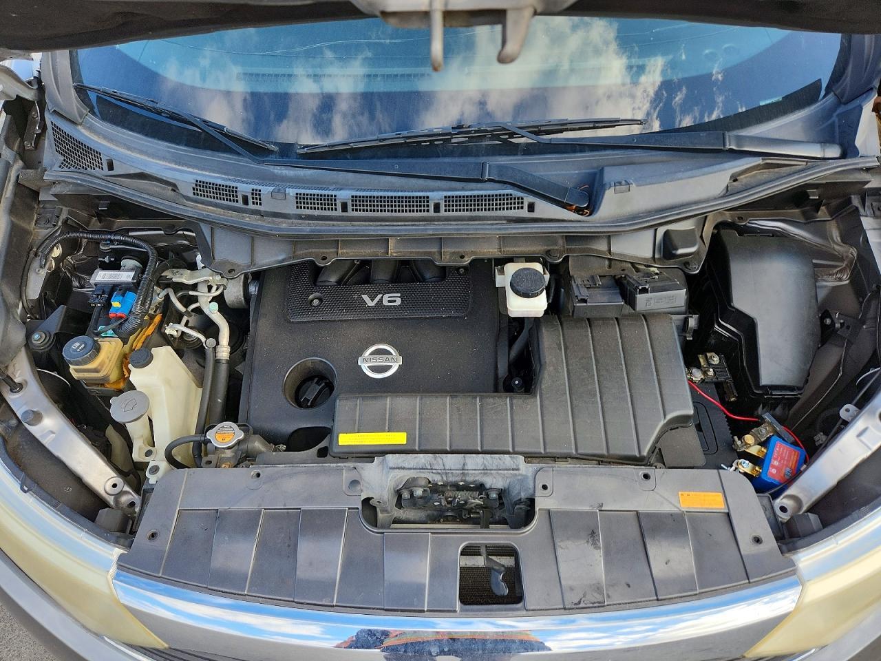 2012 NISSAN Quest