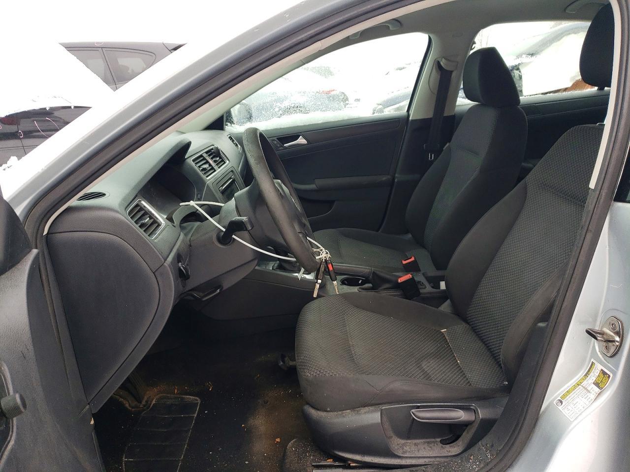 2012 VOLKSWAGEN JETTA