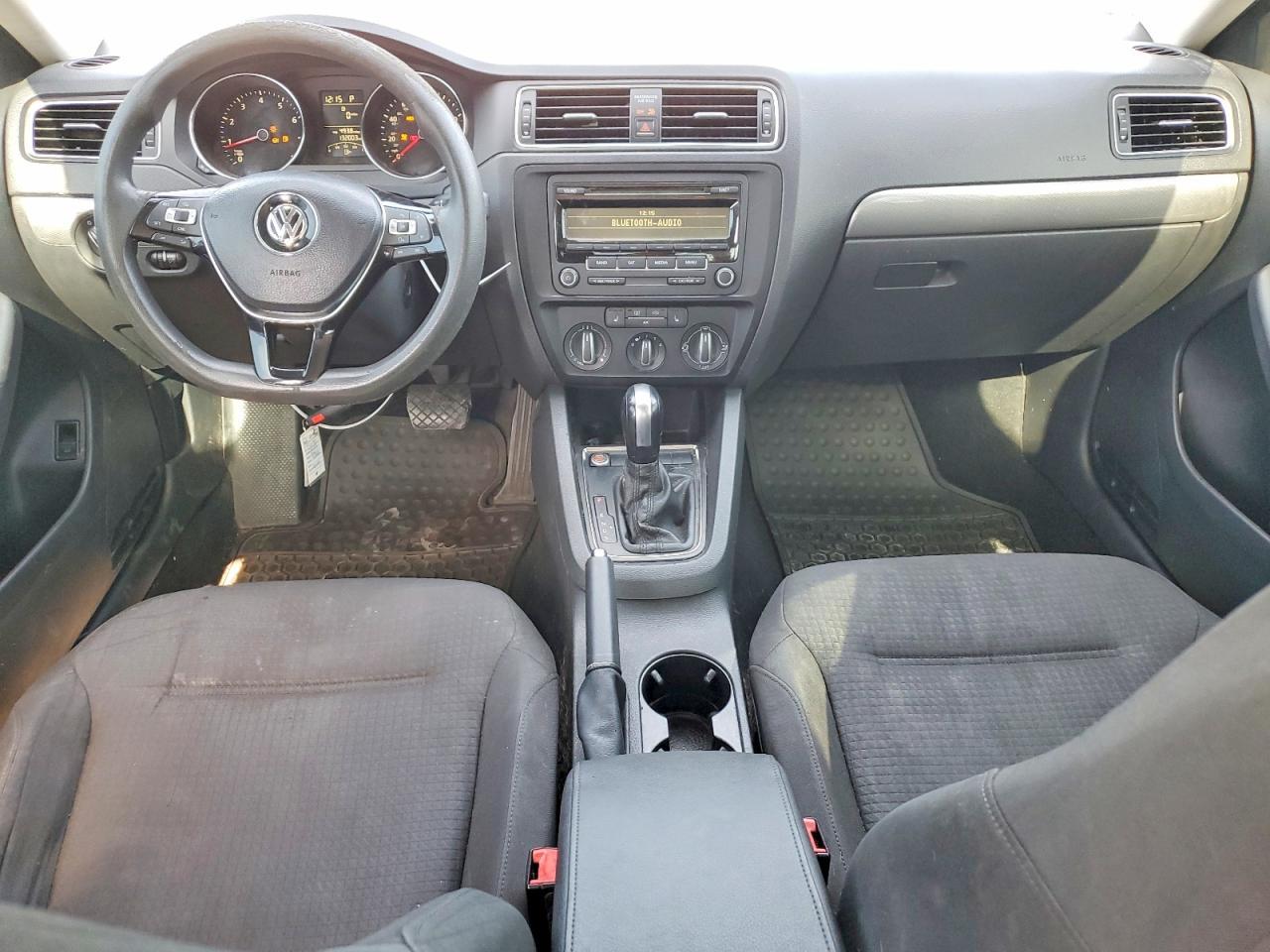 2015 VOLKSWAGEN JETTA